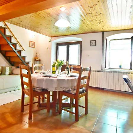 Apartment With Parking Space - 23670